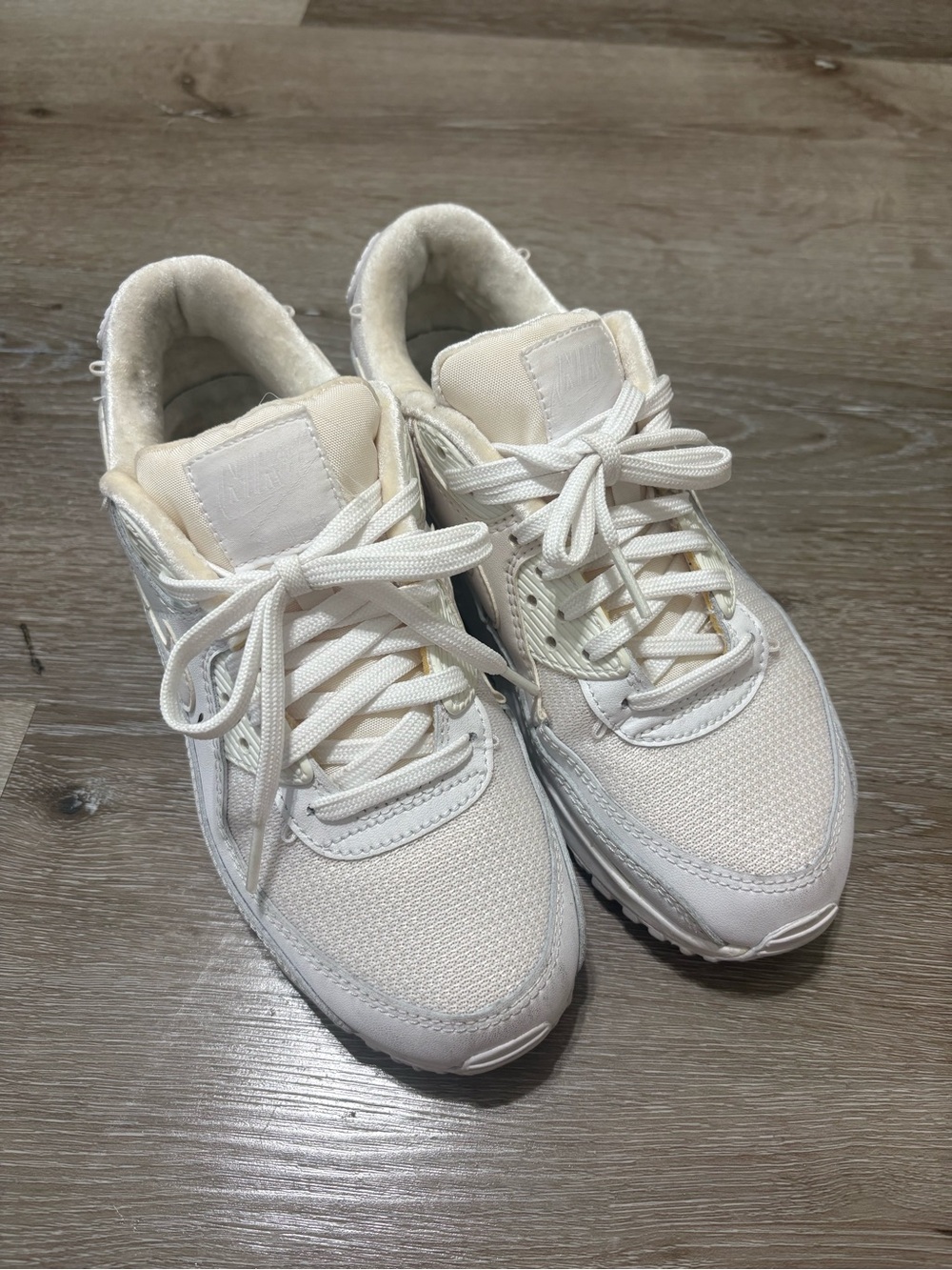 Nike Women's Cream/Off-White Low-Top Lace-Up Sneakers